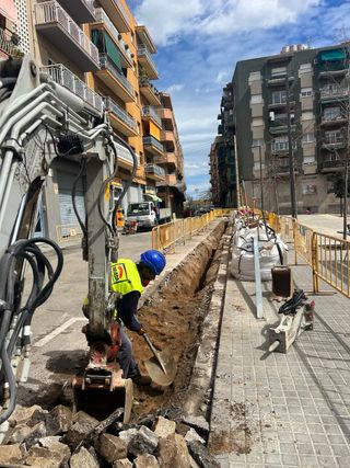 PEÓN DE LA CONSTRUCCIÓN