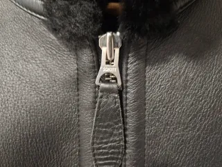 Bombardier Schott Negra cuero oveja