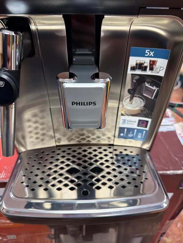 Cafetera Philips Serie 3300 superautomatica