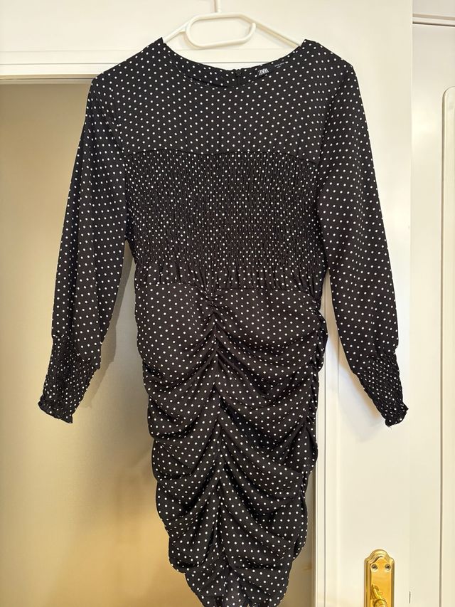 Vestido midi Zara negro lunares