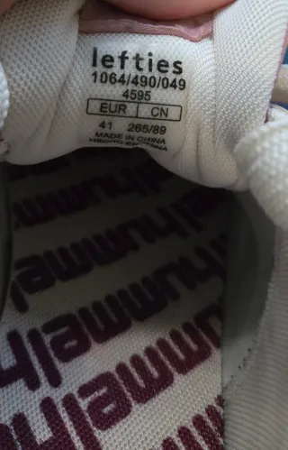 Zapatillas Hummel rosas y marrones