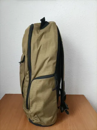 Mochila Vans Nueva, no envío ni negocio precio