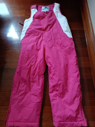 Mono de nieve rosa y blanco.Talla 3 años.90-98 cm