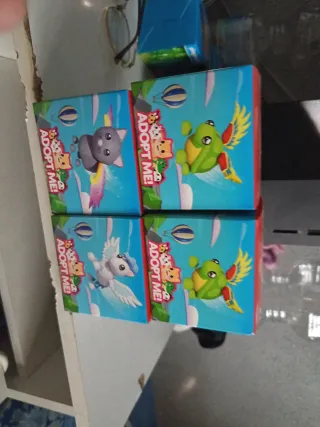 Figuras Adopt Me McDonald's Gato y Tortuga