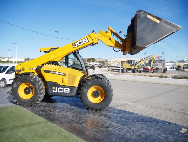 Manipulador telescópico JCB 532/70