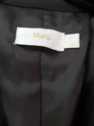 Traje de chaqueta y vestido marrón chocolate.