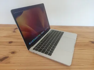 MacBook Pro 13 2019 Touch Bar. Perfecto estado