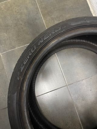 Neumático Pirelli P Zero Nero 235/35 R19
