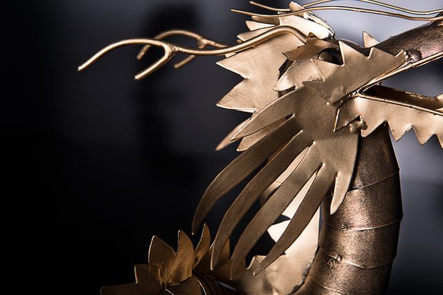 Scultura Drago Dorato in Metallo