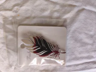 Broche Pluma Plateado