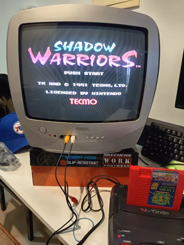 Consola Mx Onda con Mandos y Juegos