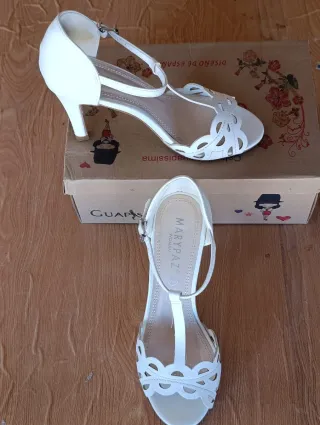 Zapatos de tacón Marypaz blancos