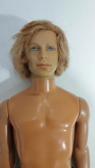 Muñeco antiguo hombre camuflaje