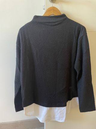 Jersey negro con blanco