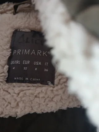 Parka verde con capucha y pelo Xs