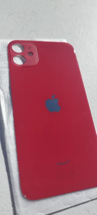 Copertura posteriore iPhone 11 rossa
