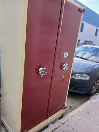 Armario caja fuerte