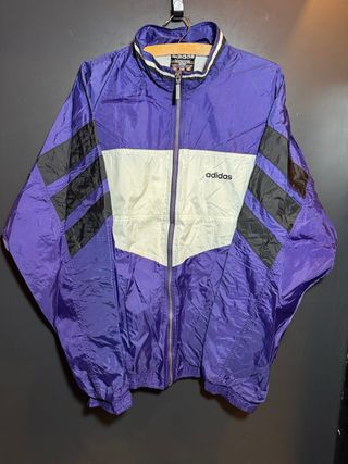 Chaqueta Adidas Morada y Blanca