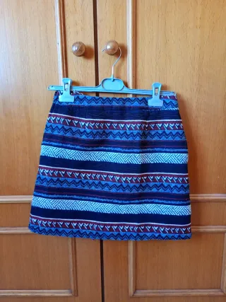 Falda étnica azul y roja