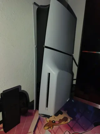 Ps5 Slim con Lector - SIN MANDO