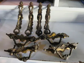 Tiradores vintage metal dorado