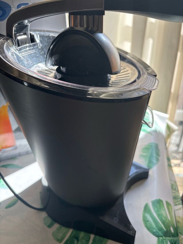 Exprimidor MISTEN con brazo GSC Evolution