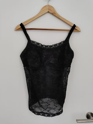 Top de encaje negro