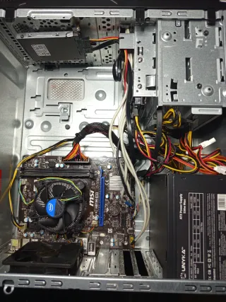 PC Sobremesa Compaq Negro