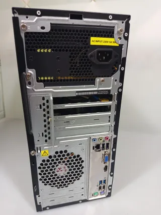 PC Sobremesa Compaq Negro