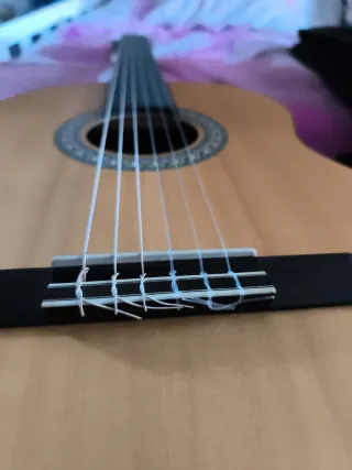 Guitarra Clásica con Funda