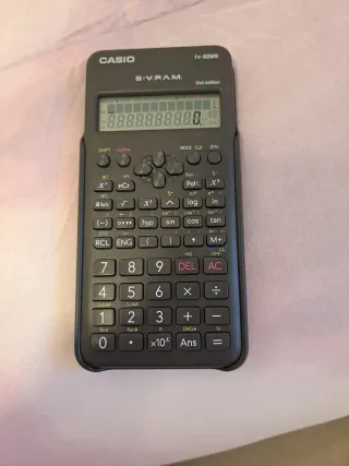 Calculadora Casio fx-82MS