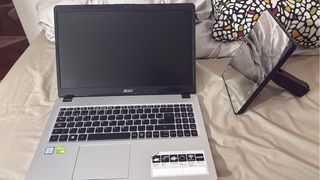 Ordenador Acer Plata y Negro