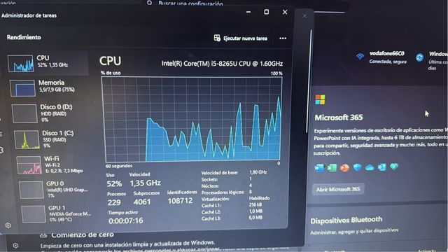 Ordenador Acer Plata y Negro
