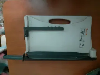 Guillotina Papel Peach PC100-01