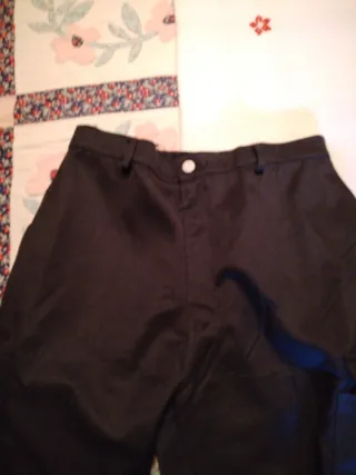 Pantalones cargo negros, valen para, chica también