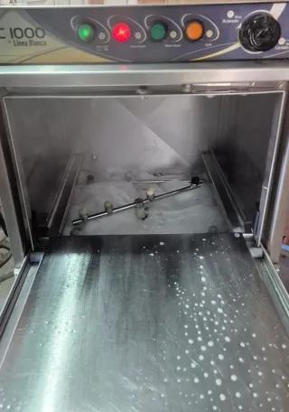 Lavavasos Industrial LC1000