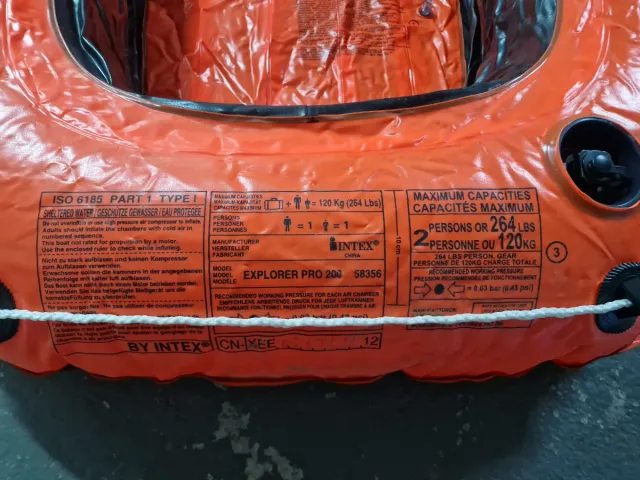 Barca gonfiabile Explorer Pro