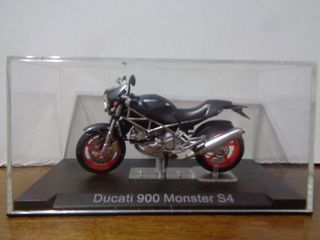 DUCATI 996R – NEIL HODGSON 2001 Y 3 MAS - 1/24