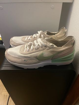 Zapatillas Nike Beige y Verde