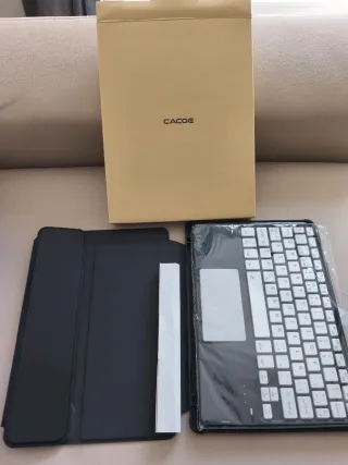 Funda y Teclado retroiluminado Samsung Tab A11