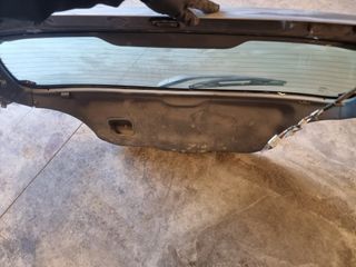 Portón Nissan Almera N16