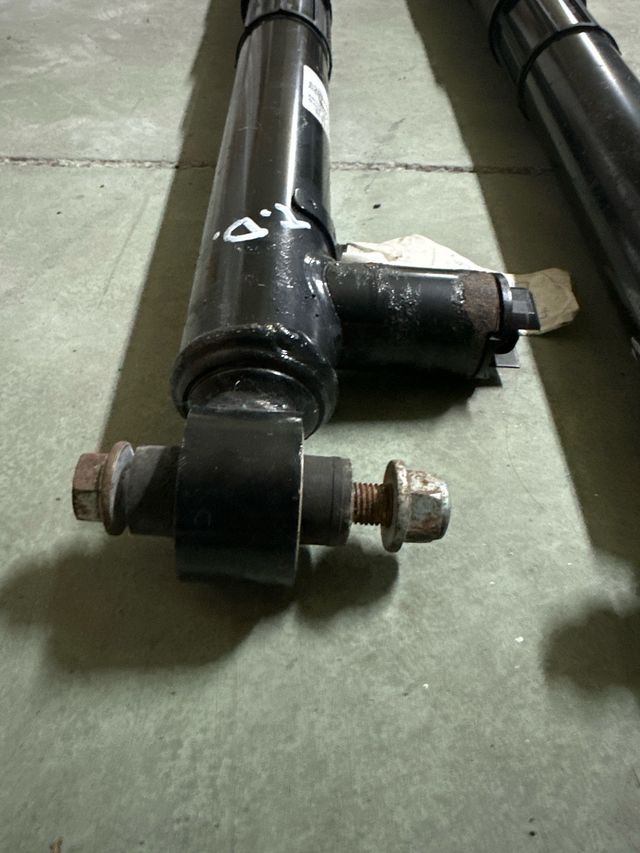 Amortiguadores Traseros Golf Eléctricos