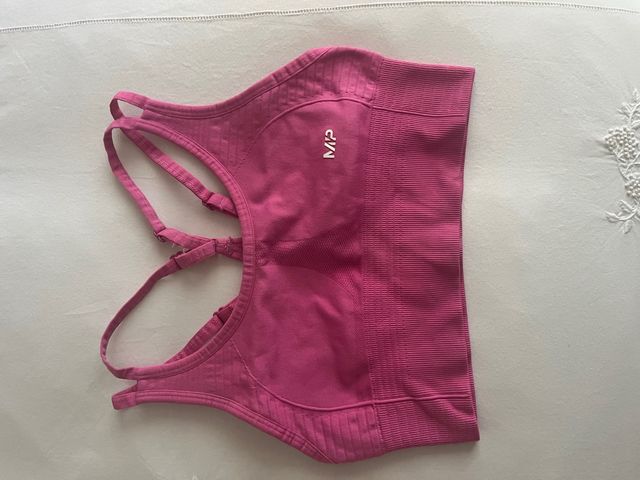 Top deportivo MyProtein rosa