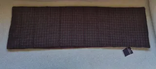 Bufanda Dustin Cuadros granate y Gris