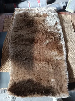 Tappeto in pelo alto beige in poliestere