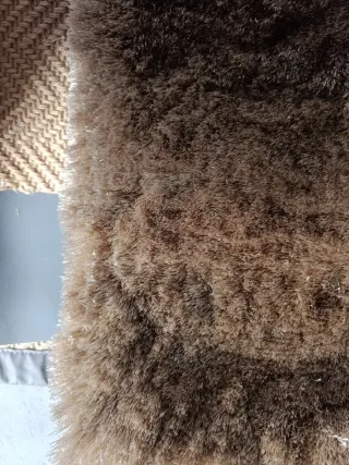 Tappeto in pelo alto beige in poliestere