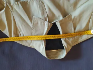 Gabardina Beige Clásica