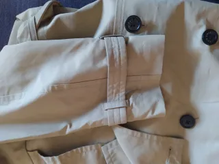 Gabardina Beige Clásica