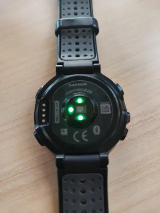 Garmin Forerunner 235 Negro