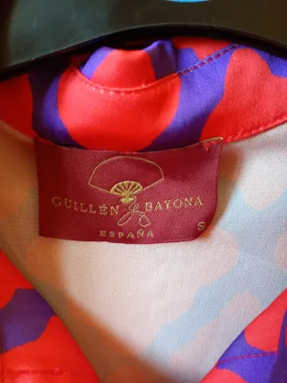 Vestido estampado naranja y morado